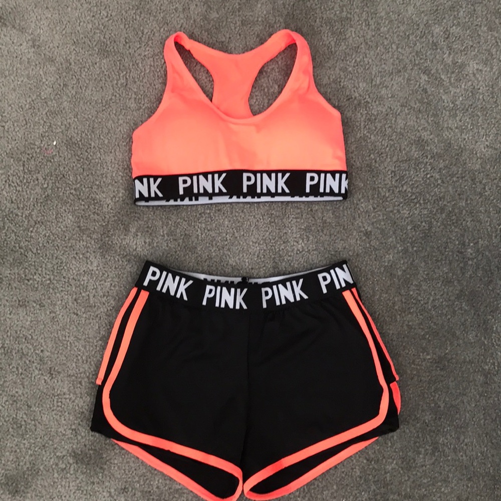 🦋Women’s sports brallete and sports shorts 🦋